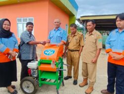 PT CLM Serahkan Bantuan Alsintan Untuk Kelompok Tani di Wilayah Pemberdayaan