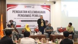 Bawaslu Gelar Penguatan Kelembagaan Pengawas Pemilu, Taufan Pawe: Pengawas Pemilu Harus Jadi Garda Terdepan Jaga Demokrasi