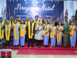 Wabup Puspawati Hadiri Natal di Gereja Toraja Pniel Puncak Indah, Ajak Perkuat Keluarga dan Toleransi