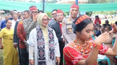 Natal Lutim 2025 Jadi Simbol Persatuan: Wabup Puspawati Serukan Harmoni di Tengah Keberagaman