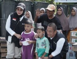 Sentuhan Kepedulian Bupati Irwan Untuk Anak Yatim Korban Banjir Aceh Tamiang