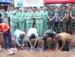 ‎Bupati Irwan Bersama Pangdam Hasanuddin Letakkan Batu Pertama Pembangunan KDMP Sorowako ‎
