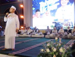 Hujan Tak Surutkan Iman, Ribuan Warga Padati Tabligh Akbar Ustadz Das’ad Latif