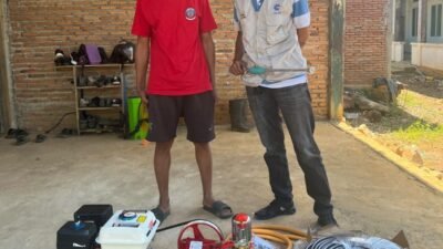 Hadapi Tantangan Kemarau, PT CLM Turunkan Mesin Pompa Air untuk Petani Jagung Pasi-Pasi