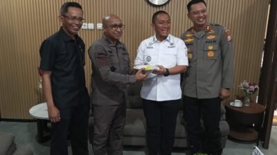 Bupati, Kapolres dan Ketua PN Datangi Kejari Lutim, Perkuat Sinergi di Hari Lahir Kejaksaan